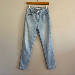 Levi’s 721 HIGH RISE SKINNY ANKLE Jeans